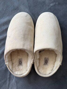 UGG Elea Slip-On Women's Size 9 Cream Slippers